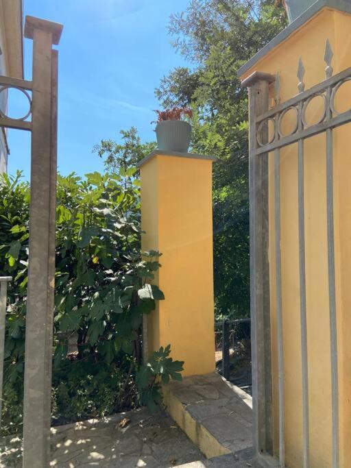 All'Ombra Delle Sophore La Spezia Exterior foto